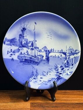 Blue & White Decorative Wall Plate